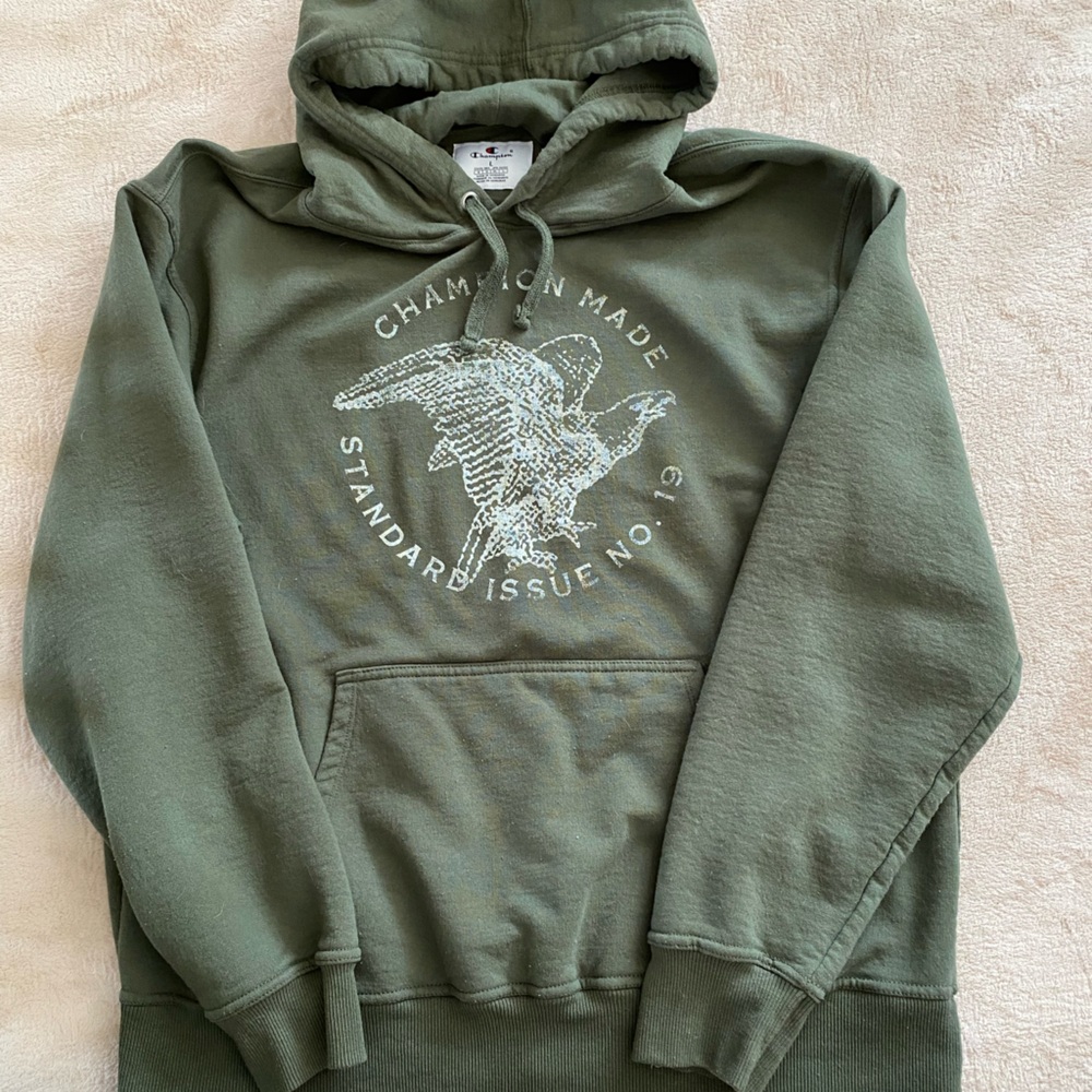 Champion Men's Olive Green Graphic Hoodie Large